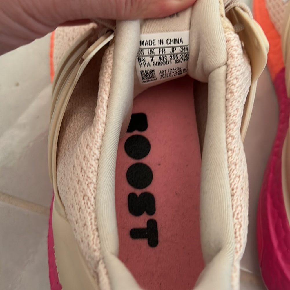 Adidas Ultra Boost DNA Size 8.5 Linen Pink Orange Women’s Sneakers - Picture 3 of 5